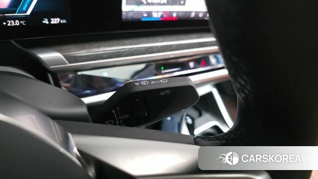 BMW i7 (G70) id 5016469 из Кореи 35