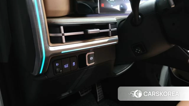 Hyundai Santa Fe (MX5) id 4957958 из Кореи 42