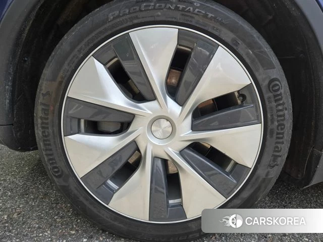 Tesla Model Y id 4772936 из Кореи 7