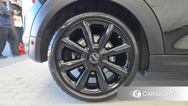 Mini Cooper S id 5028449 из Кореи 29
