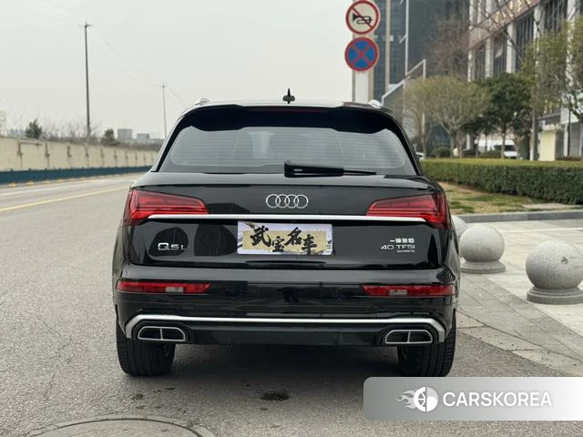 Audi Q5L 2023 Черный из Китая, фото 5