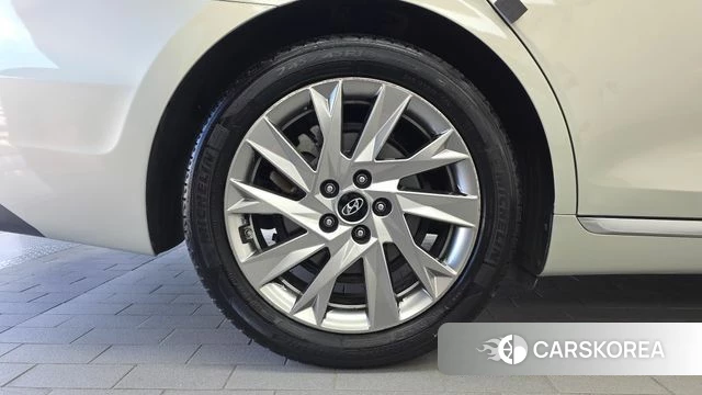 Hyundai The New Grandeur IG Hybrid id 5013487 из Кореи 27