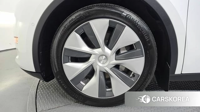 Tesla Model Y id 4631392 из Кореи 26