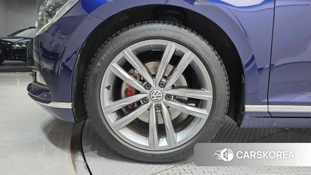 Volkswagen Passat GT (B8) id 4960493 из Кореи 25