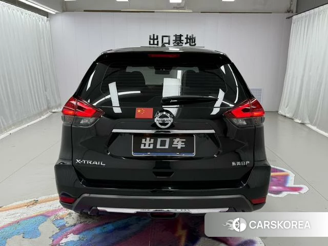 Nissan X-Trail 2023 Черный из Китая, фото 5