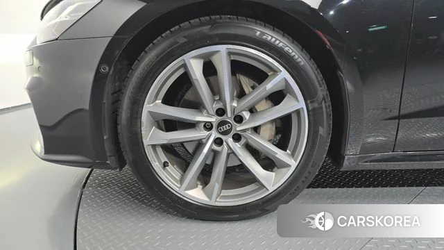 Audi A7 (4K) id 4987647 из Кореи 28