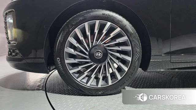 Hyundai Grandeur (GN7) id 4935006 из Кореи 15