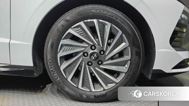 Hyundai Sonata D Edge Hybrid (DN8) id 4996317 из Кореи 26
