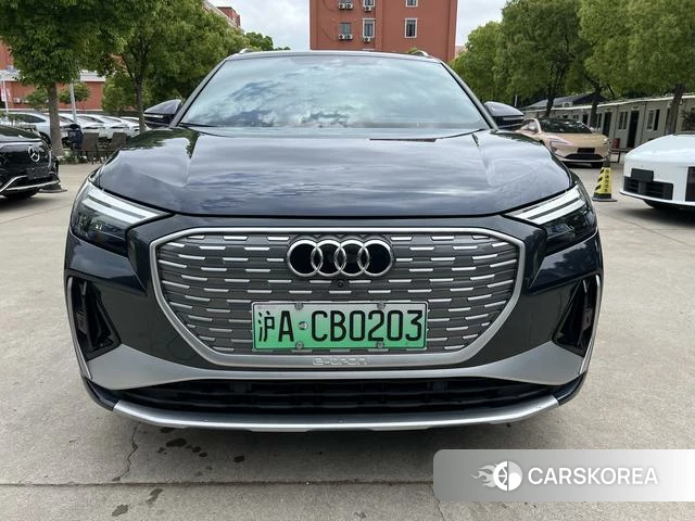 Audi Q4 2023 Синий из Китая, фото 5