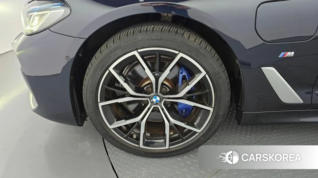 BMW 5 Series (G30) id 5017771 из Кореи 26