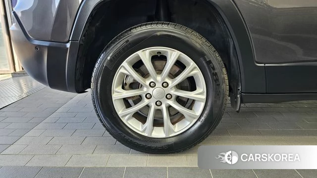 Jeep Cherokee (KL) id 4907224 из Кореи 31