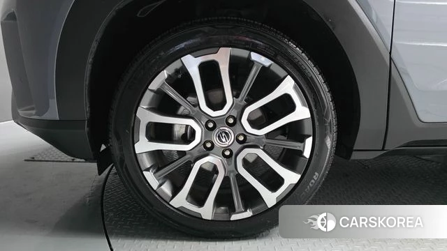 Ssangyong Torres id 4986446 из Кореи 15