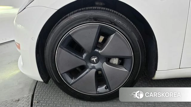 Tesla Model 3 id 4741125 из Кореи 27