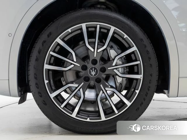Maserati Grecale id 4957489 из Кореи 15