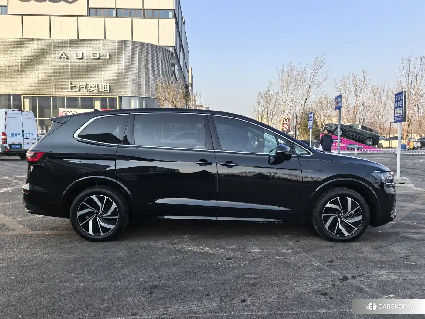 Volkswagen Viloran 2024 Черный из Китая, фото 5