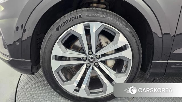 Audi Q8 (4M) id 4917169 из Кореи 34