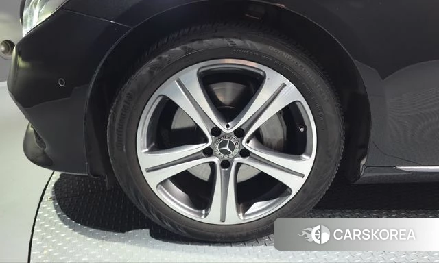 Mercedes-Benz E-Class W213 id 5019061 из Кореи 33