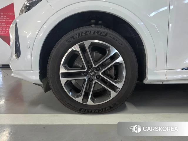 Audi Q5 (80A) id 5045545 из Кореи 12