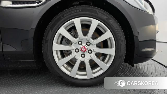 Jaguar XE id 5035824 из Кореи 15