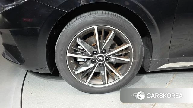 Hyundai The New Grandeur IG id 5040582 из Кореи 30