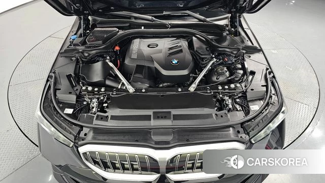 BMW 5 Series (G60) id 5039312 из Кореи 30