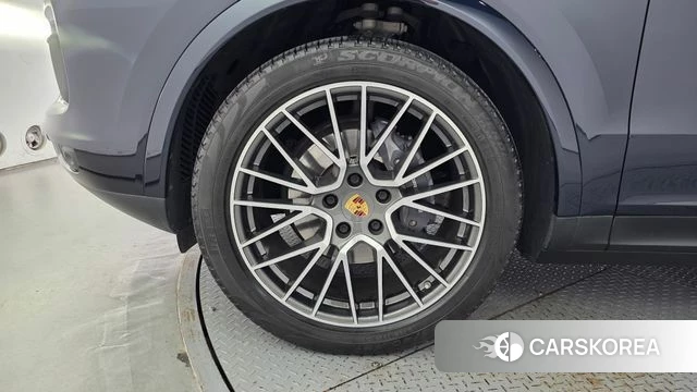 Porsche Cayenne (PO536) id 4937369 из Кореи 28