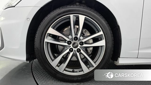 Audi A6 (C8) id 4981013 из Кореи 27