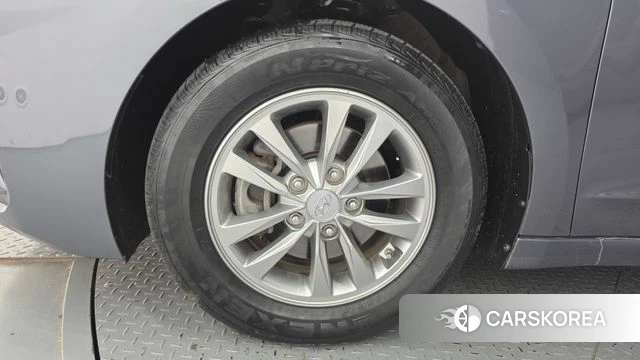 Hyundai The New Avante AD id 4742159 из Кореи 15