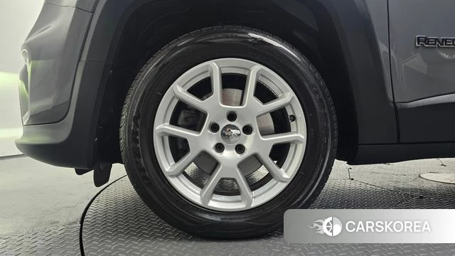 Jeep Renegade id 4918150 из Кореи 25