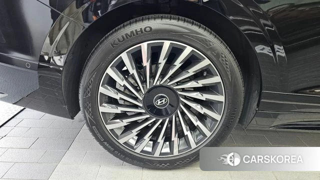 Hyundai Grandeur Hybrid (GN7) id 4995843 из Кореи 32