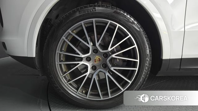 Porsche Cayenne (PO536) id 5047685 из Кореи 30