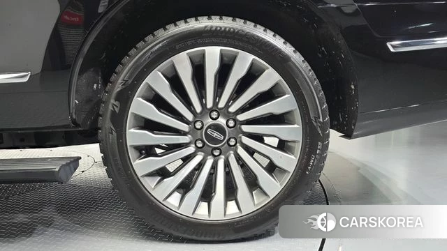 Lincoln Navigator 4th generation id 5012680 из Кореи 15