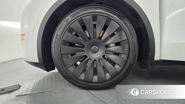 Tesla Model Y id 4666465 из Кореи 28