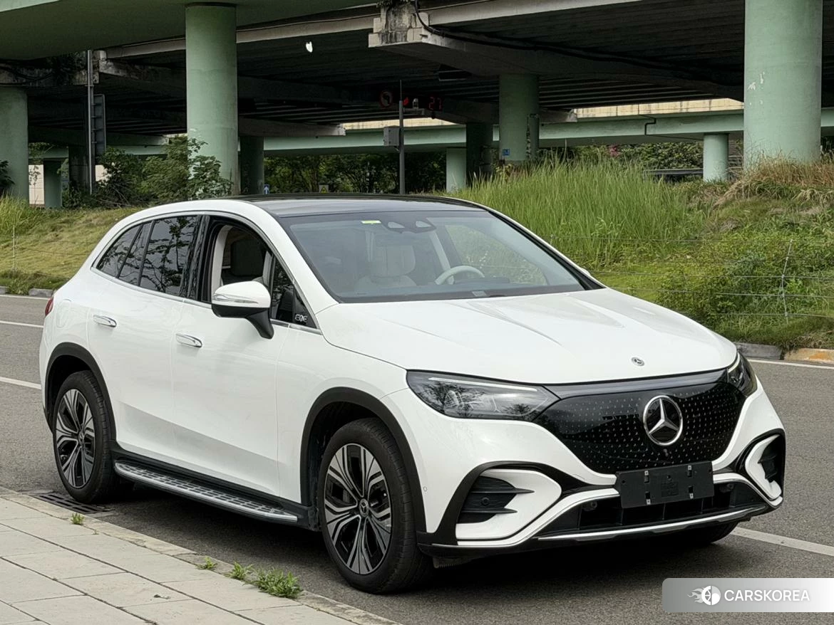 Mercedes-Benz EQE 2023 Белый из Китая, фото 5