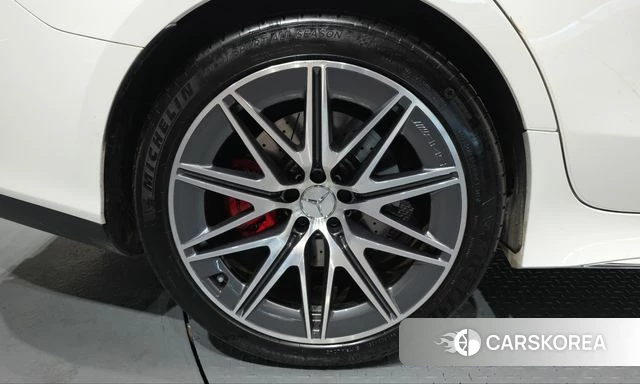 Mercedes-Benz AMG GT id 5026472 из Кореи 37