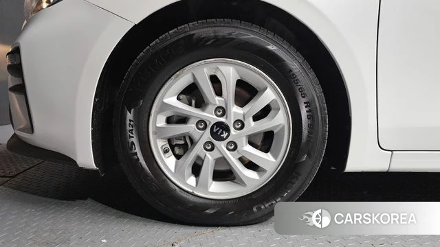 Kia Come New K3 id 5018647 из Кореи 15