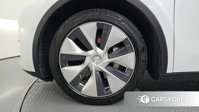 Tesla Model Y id 5022973 из Кореи 15