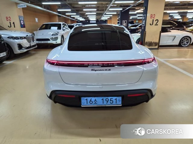 Porsche Taycan id 4974793 из Кореи 15
