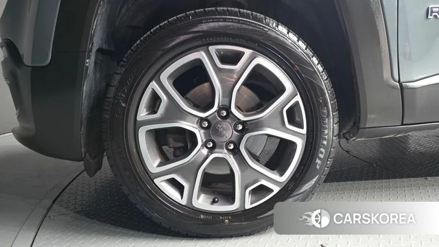 Jeep Renegade id 4988307 из Кореи 26