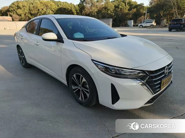 Nissan Sylphy 2024 Белый из Китая, фото 5