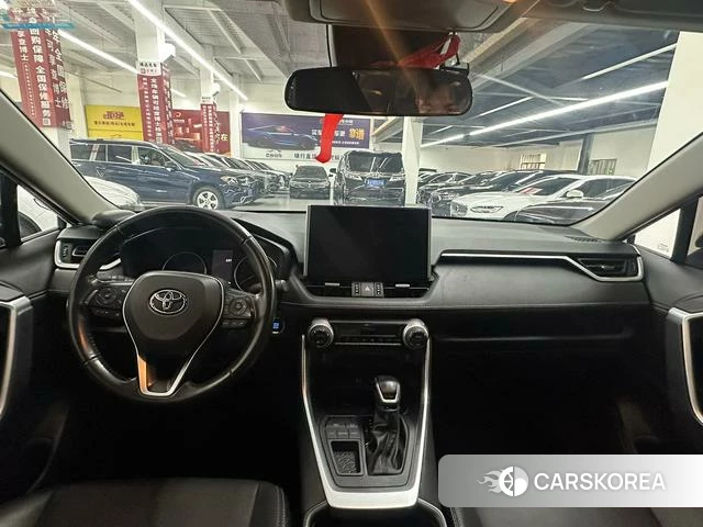 Toyota Wildlander 2022 Белый из Китая, фото 5