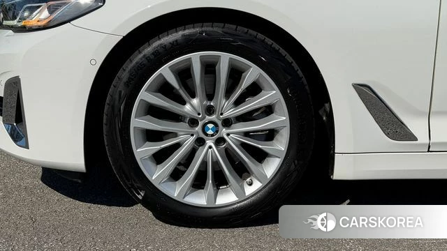 BMW 5 Series (G30) id 4965352 из Кореи 15