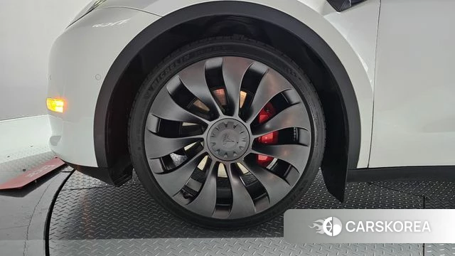 Tesla Model Y id 4641061 из Кореи 28