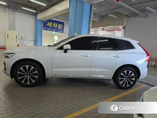Volvo XC60 second Generation 2024 Белый из Кореи, фото 5