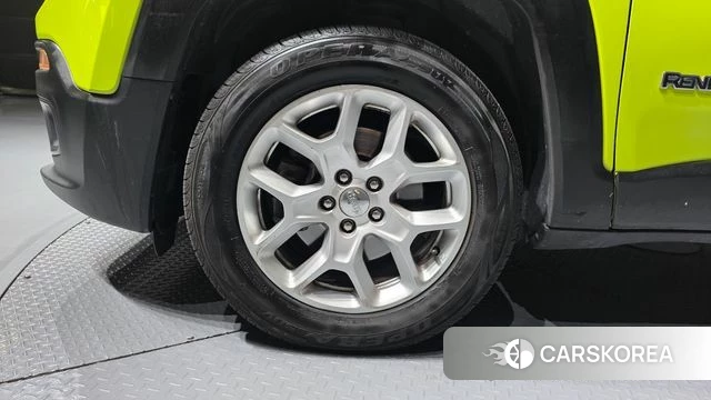 Jeep Renegade id 4960328 из Кореи 26