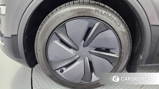 Tesla Model Y id 4853470 из Кореи 31