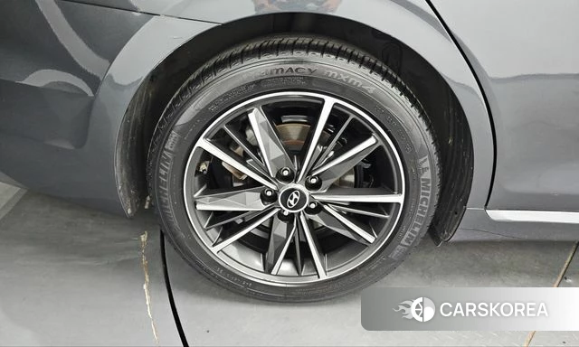 Hyundai The New Grandeur IG id 5035080 из Кореи 25