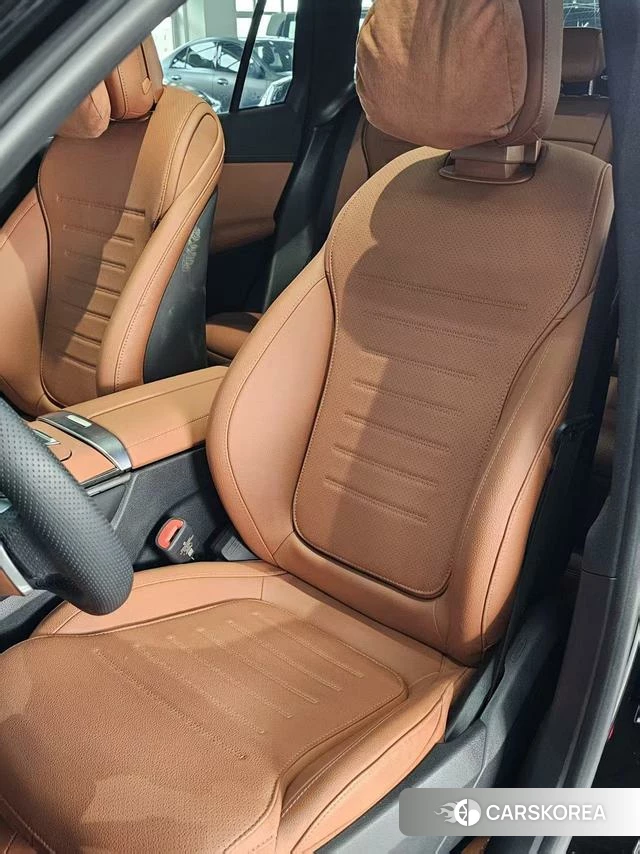 Mercedes-Benz GLC 2025 Черный из Китая, фото 6