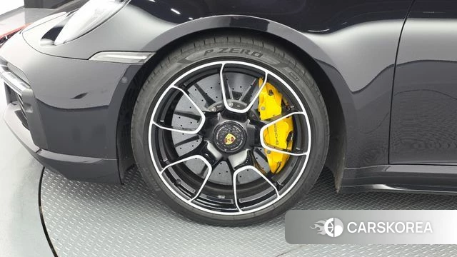 Porsche 911(992) id 5040644 из Кореи 15