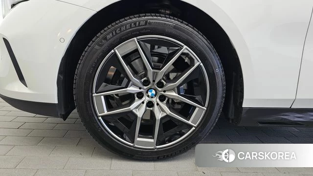 BMW 5 Series (G60) id 4964186 из Кореи 15